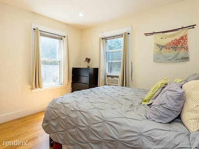 Foto del edificio - 2 br, 1 bath  - 3274 Washington St
