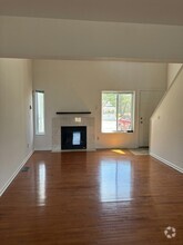 Building Photo - 103 Glen Combe Cir
