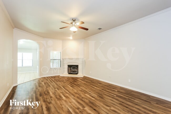 Foto del edificio - 2213 Brandy Dr
