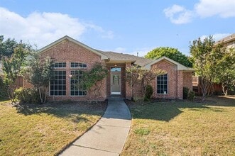 Building Photo - 1212 Harvard Ln