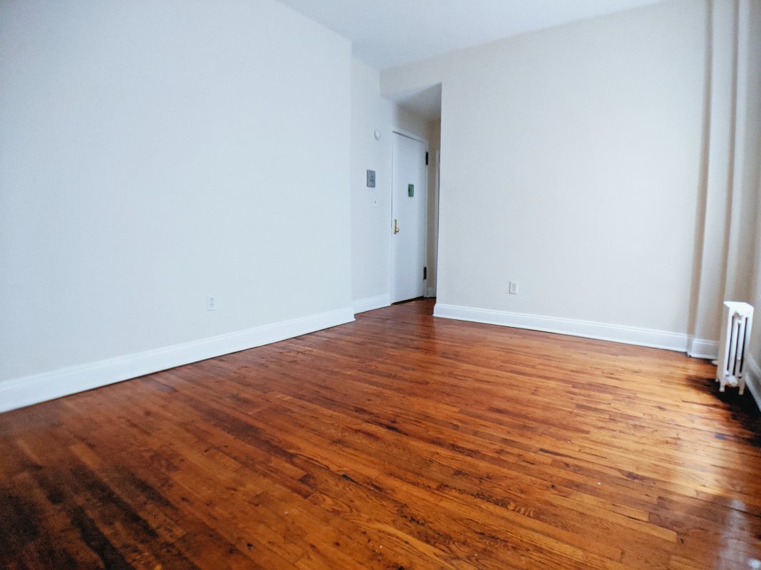 Primary Photo - 246 Bradhurst Ave
