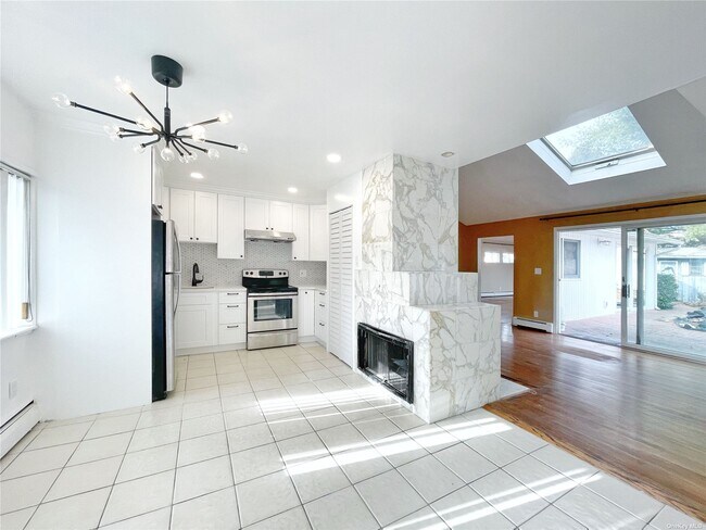 Building Photo - 147 Southwood Cir