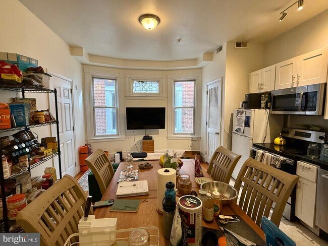 Foto del edificio - 922 S 49th St