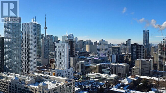 Building Photo - 3805 - 319 JAVIS STREET