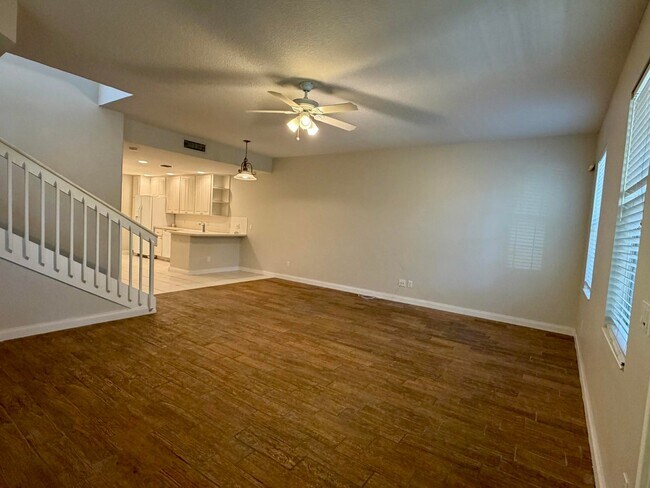 Building Photo - 3200 W Community Dr