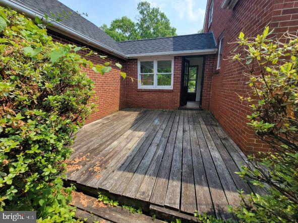 Building Photo - 415 W Cypress St