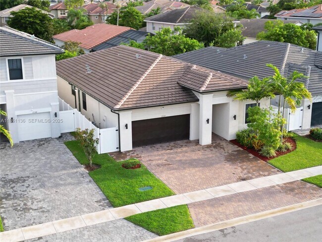 Foto del edificio - 17354 SW 46th St