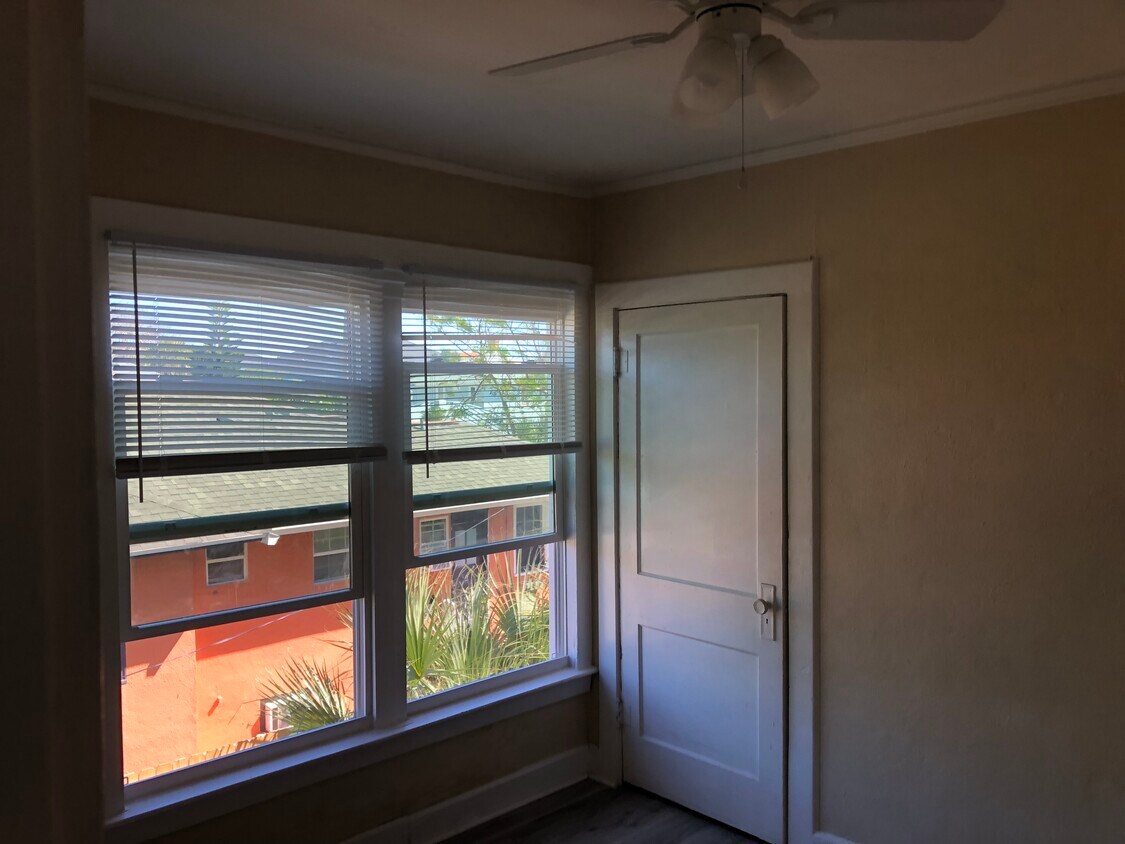 Photo - 416 Goodall Ave (Daytona Beach, FL)