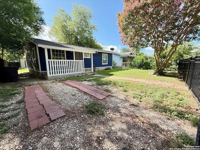 Photo - 230 S San Gabriel Avenue Unit House