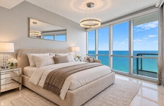 Building Photo - 17121 Collins Ave