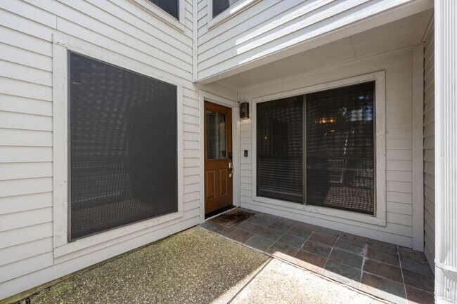 Building Photo - LAKEWAY Fully Furnished Corporate STR!  Up...