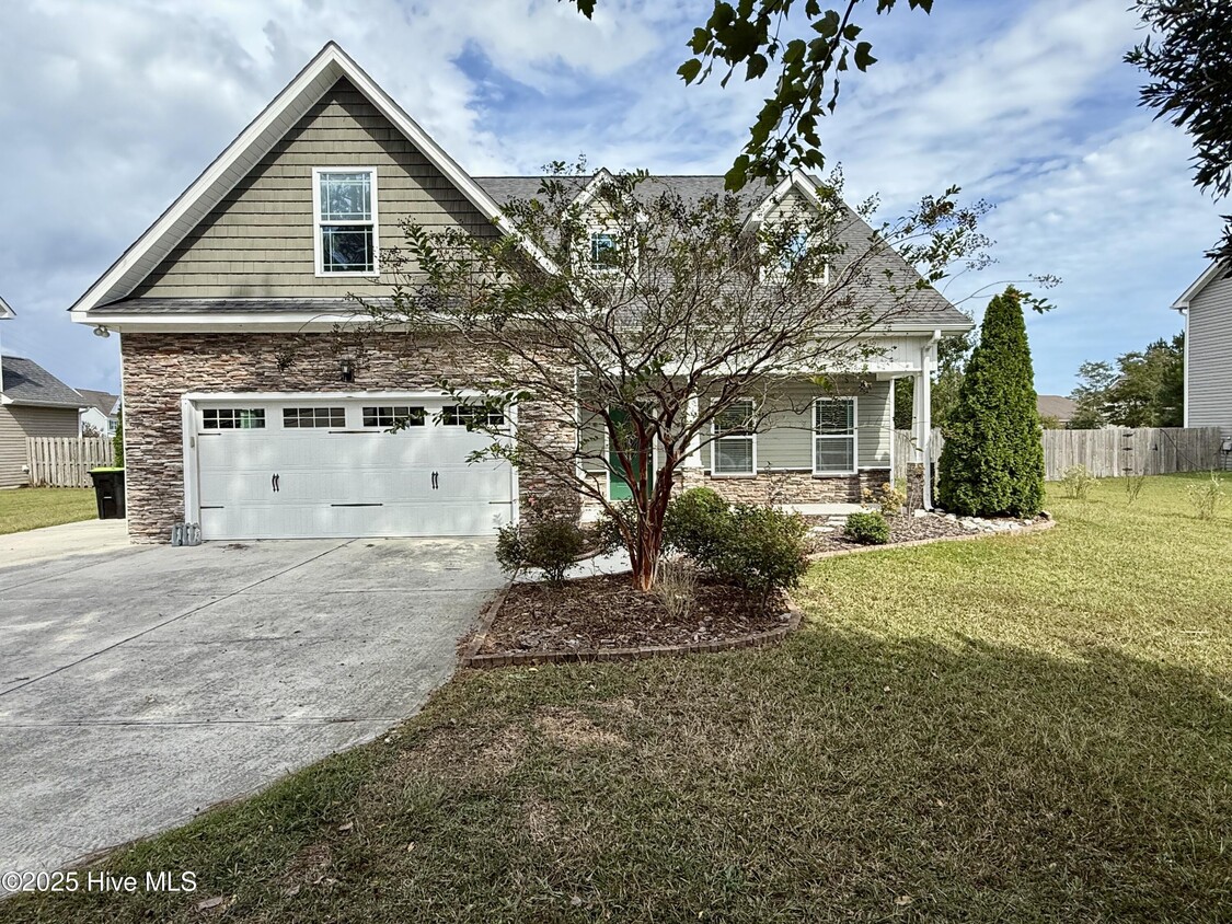 Foto principal - 645 Morris Landing Rd