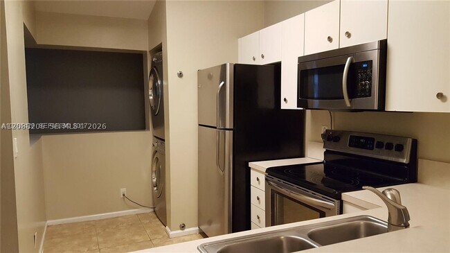 Foto del edificio - 2457 NW 56th Ave