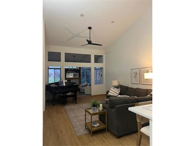 Foto del edificio - 3933 93rd Ave N