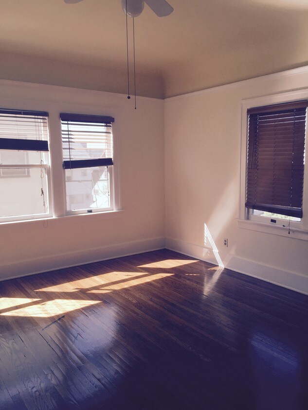 Main studio space - 4608 Kingswell Ave