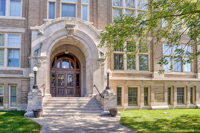 Foto del edificio - Washington School