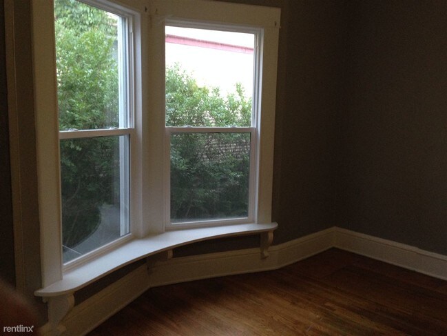 Building Photo - 731 Baldwin St SE