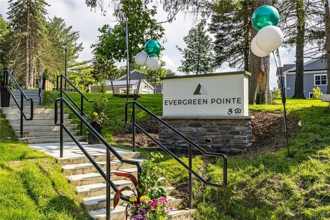 Foto del edificio - 1061 Dryden Rd