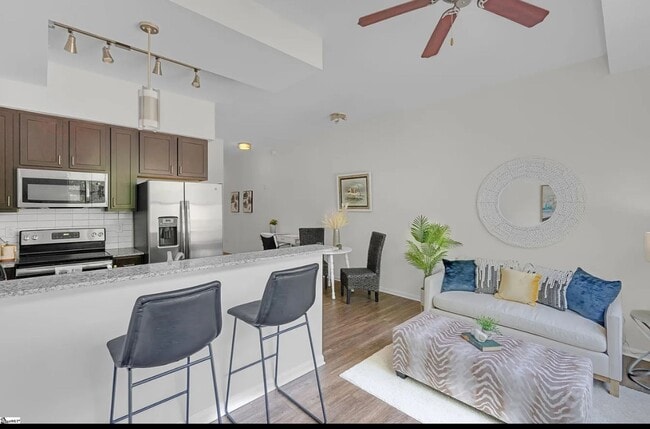 Building Photo - COMING SOON! Fully Furnished Condo