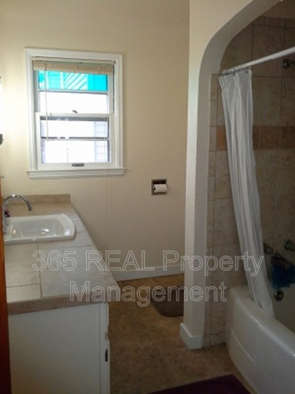Building Photo - 2201 11 Street, Unit 1