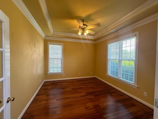 Foto del edificio - 4 Bed 3 Bath Single Family Home