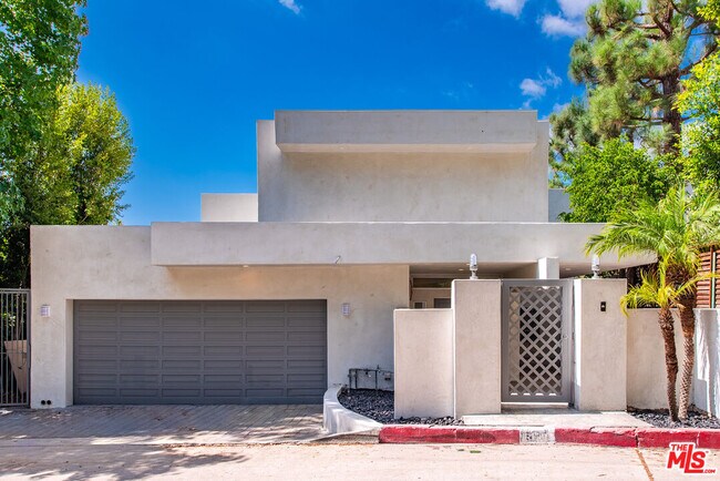 Foto del edificio - 1591 Lindacrest Dr