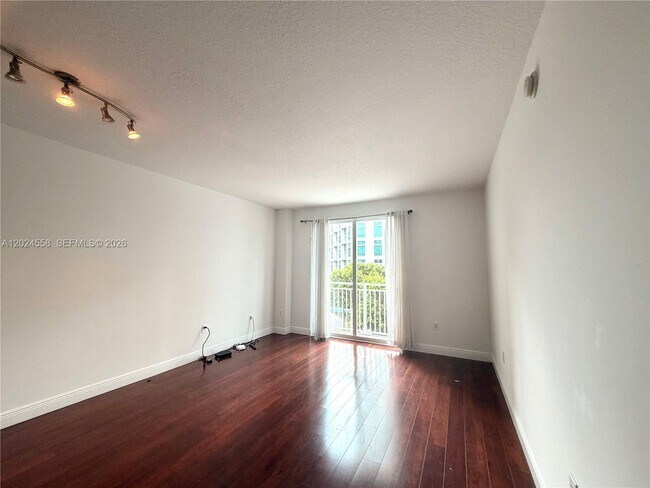 Foto del edificio - 7290 SW 90th St