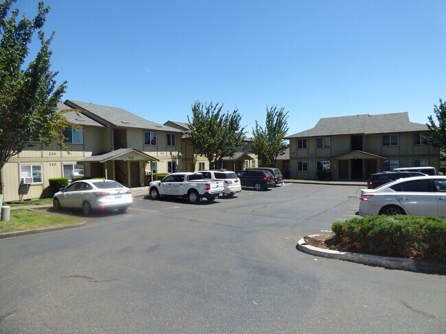 Building Photo - Rent Special: 1/2 Off January Rent!!