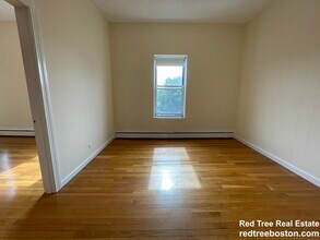 Building Photo - 172 N Beacon St