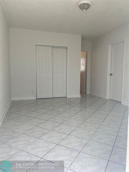 Foto del edificio - 865 SE 20th Ave