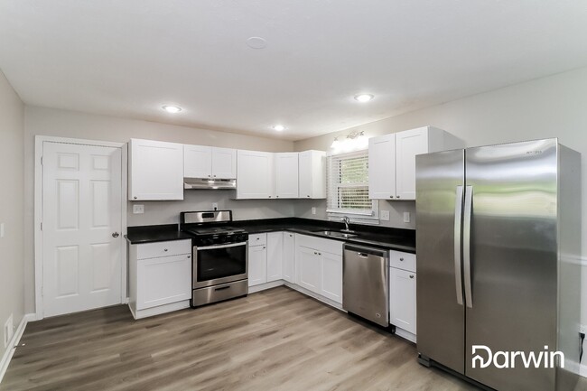 Building Photo - 3050 Ebenezer Road Northeast, Marietta, GA...