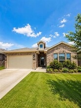 Building Photo - 15736 Hazelhurst Ln