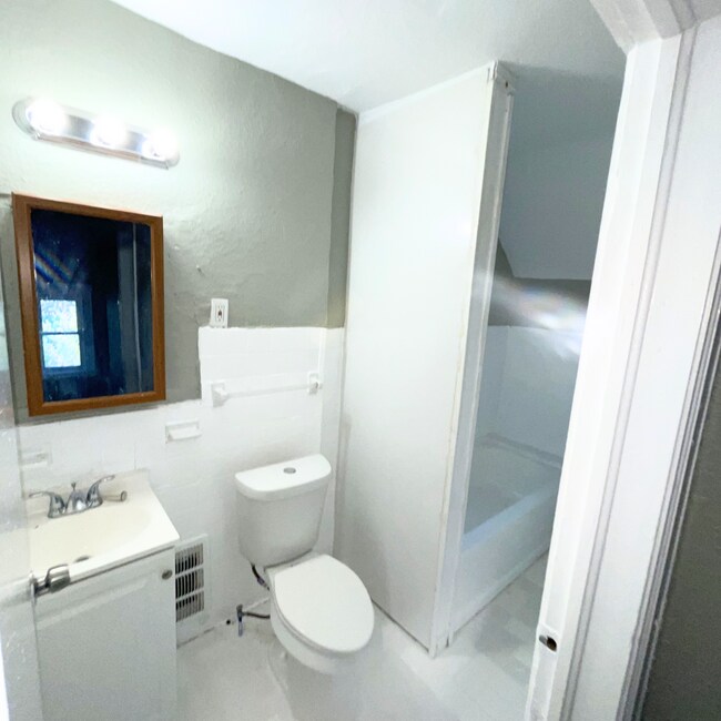 Foto del edificio - 4755 Holcomb St