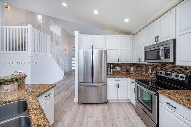 Foto del edificio - 1381 NW 144th Ave