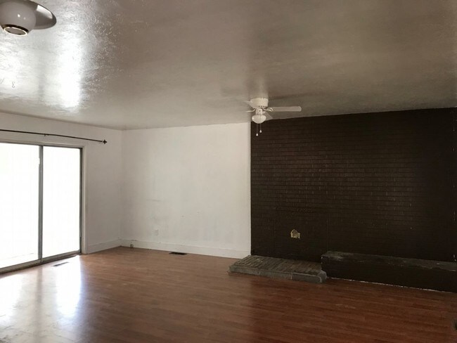 Building Photo - 363 W 13th St