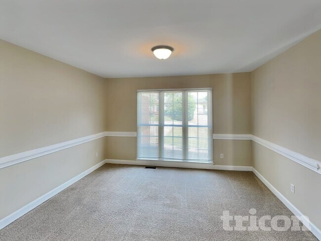 Building Photo - 618 Tillman Ct