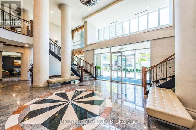 Building Photo - 156 Enfield Pl