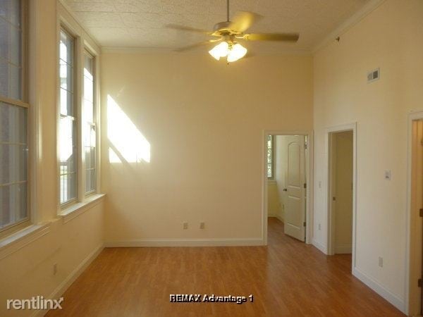 Building Photo - 2 br, 1 bath Condo - 13 Dartmouth St