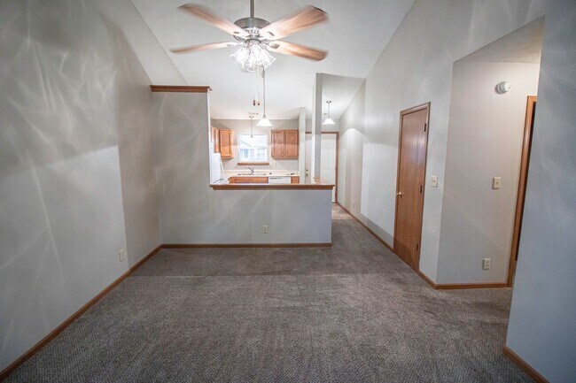 Foto del edificio - 2822/2824 Plaza Ln