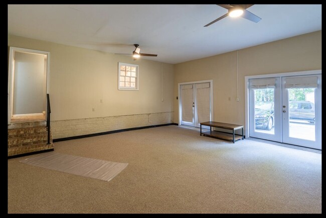 Foto del edificio - 6554 George Walton Dr