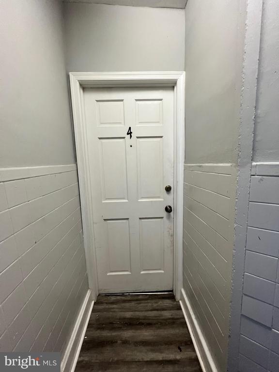 Foto del edificio - 129 W Miner St