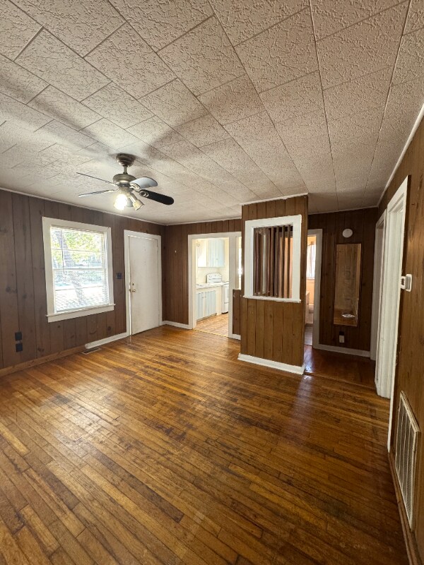 Building Photo - 7203 Porcher Dr