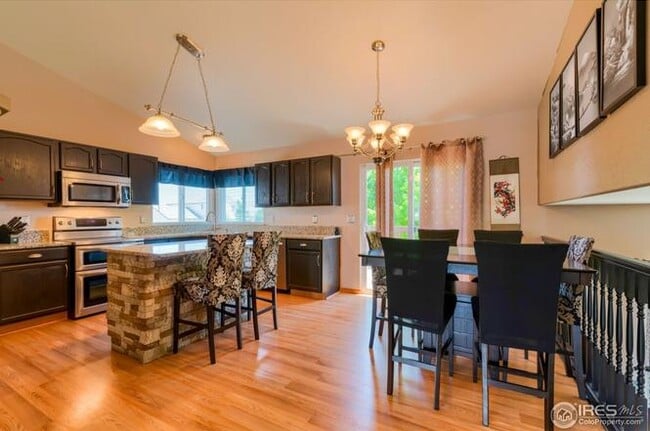 Building Photo - 4240 Coaldale Dr