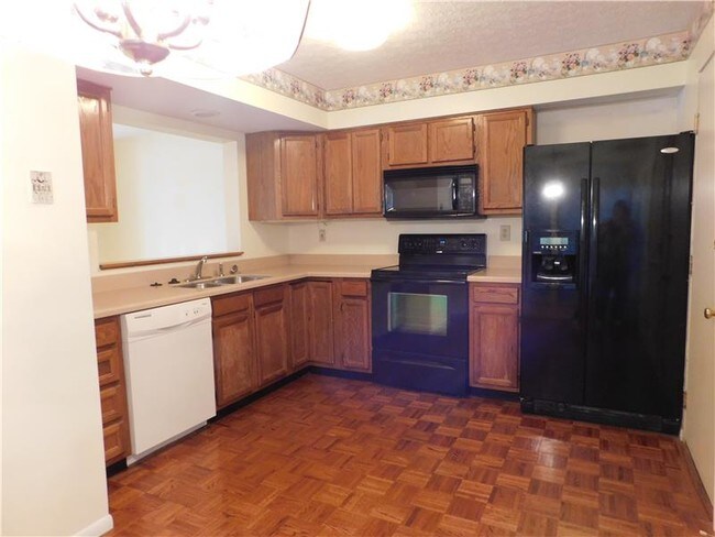 Foto del edificio - 1658 Shady Cove Ln