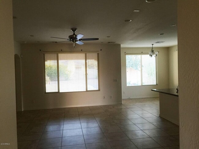 Building Photo - 1625 W Pelican Ct