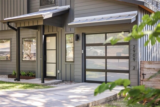 Foto del edificio - 2909 Oak Crest Ave