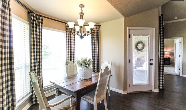 Foto del edificio - COMING SOON!