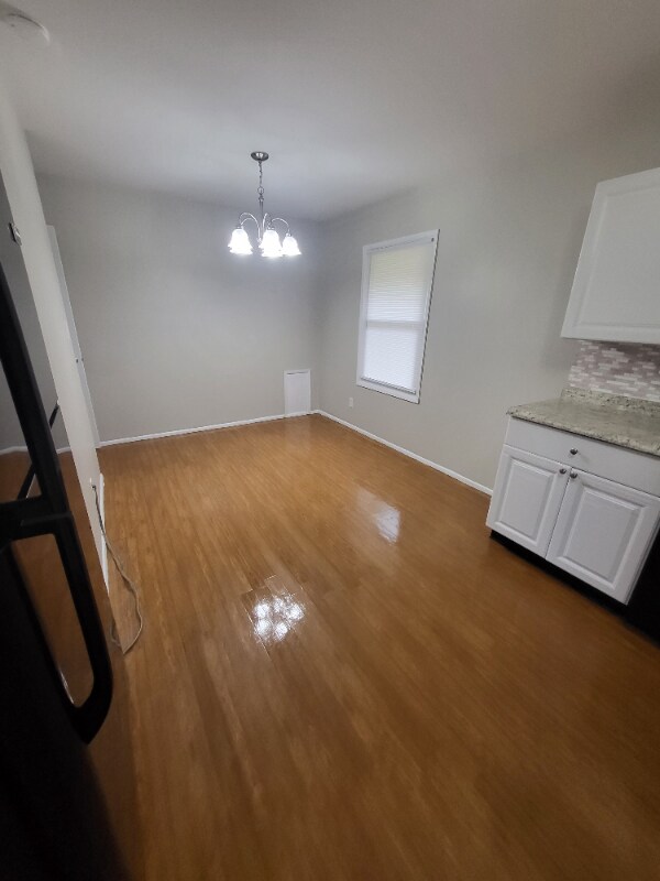Building Photo - 2900 Powhattan Pl