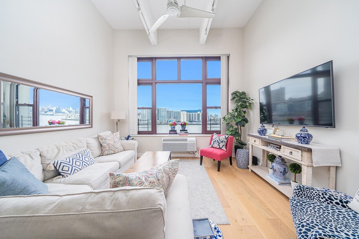 Foto principal - 1500 Washington St