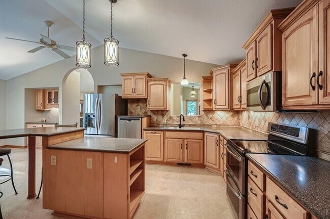 Building Photo - 740 Windmill Court, Eagan, MN, 55123